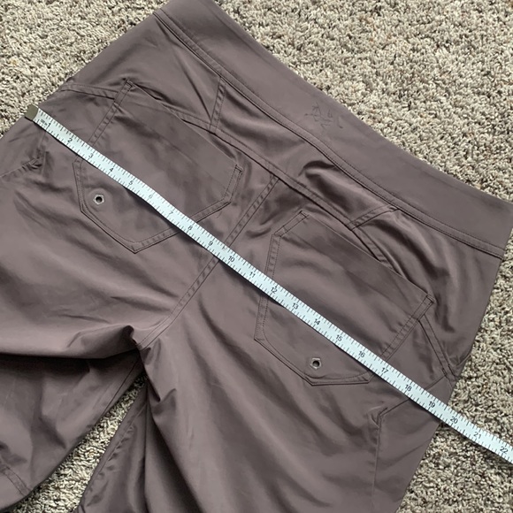 Arc’Teryx Bermuda Hiking Shorts Lightweight Board Shorts - Picture 13 of 16